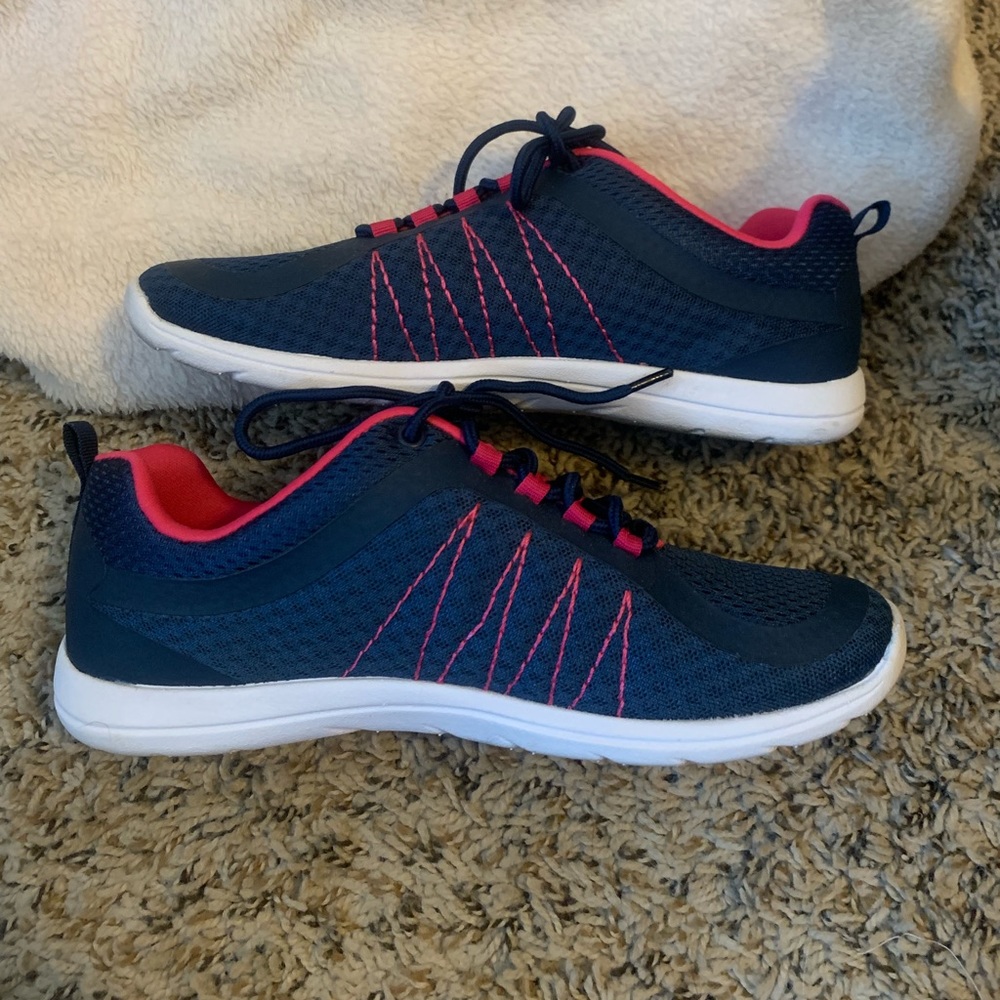 Zibu Sneakers!